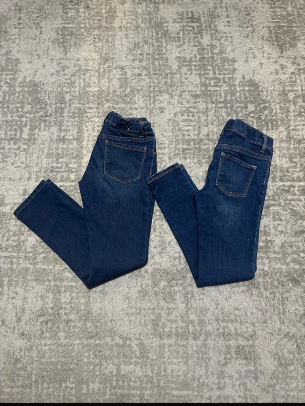 🔥4/20! 2 pair of girls skinny jeans/jeggings. Size 7.